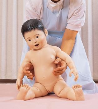 Erler Zimmer - Säuglings-Krankenpflegepuppe