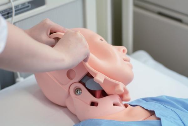 Erler Zimmer - Krankenpflegesimulator „Yaye“